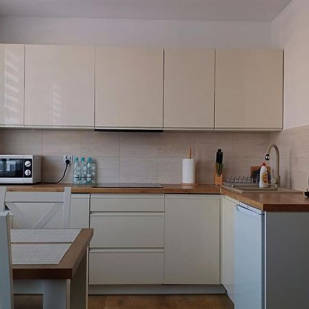 Apartament Nadstawna Klimatyzowany บิวโกราย ภายนอก รูปภาพ