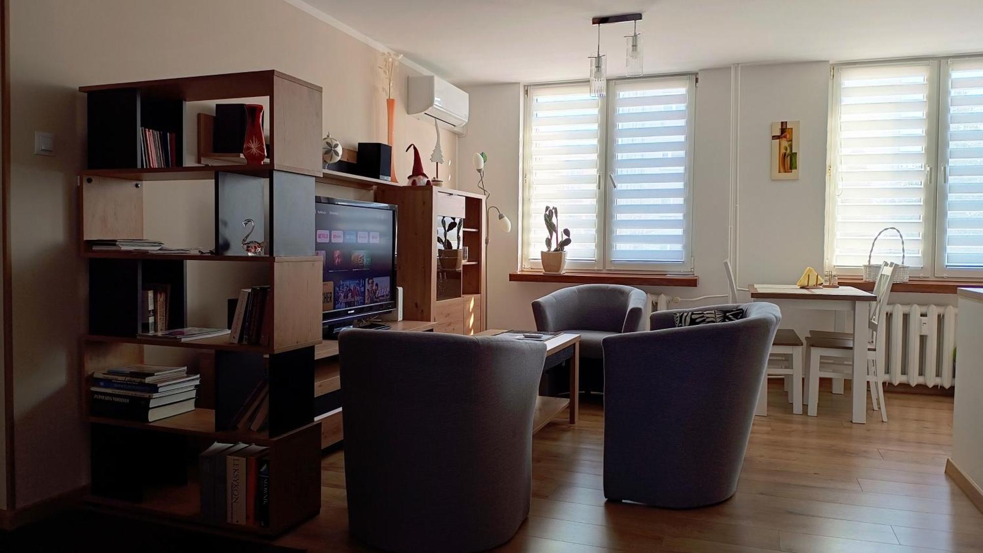 Apartament Nadstawna Klimatyzowany บิวโกราย ภายนอก รูปภาพ